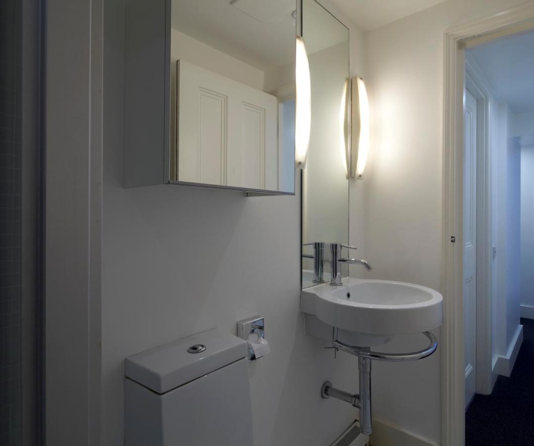 B&B Belgravia Лондон Экстерьер фото